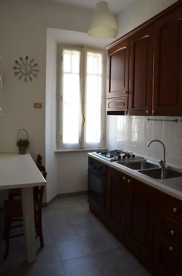 Holidayhouse Ostia - Maestrale Apartment