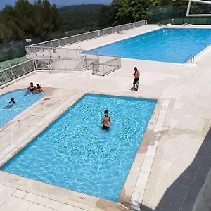 superbe-t3-coeur-nature-piscine-tennis.fr-provencehotel.com/